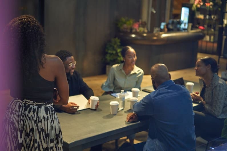 Round Table Expert Exchanges